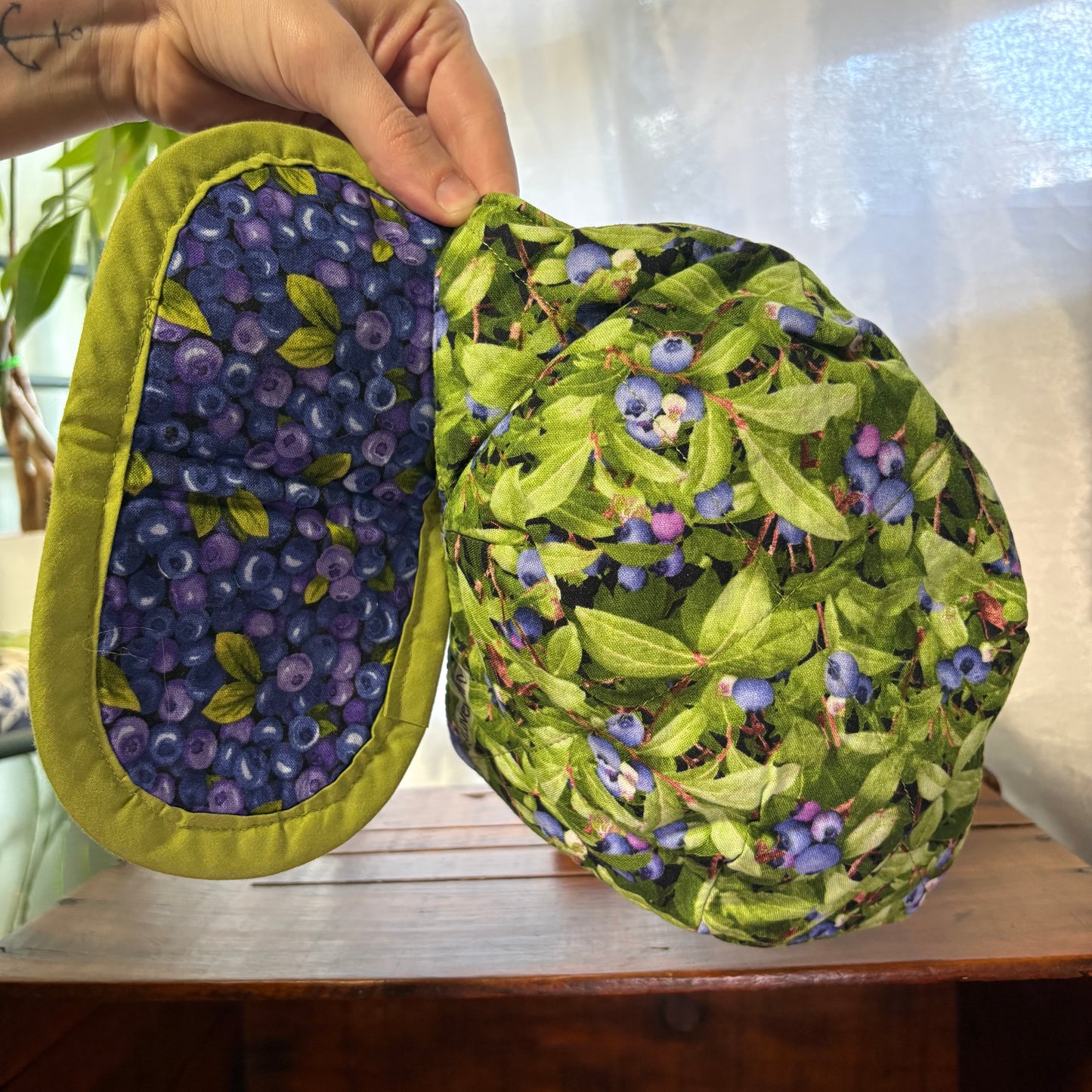 Green Blueberry Bowl Cozy Set