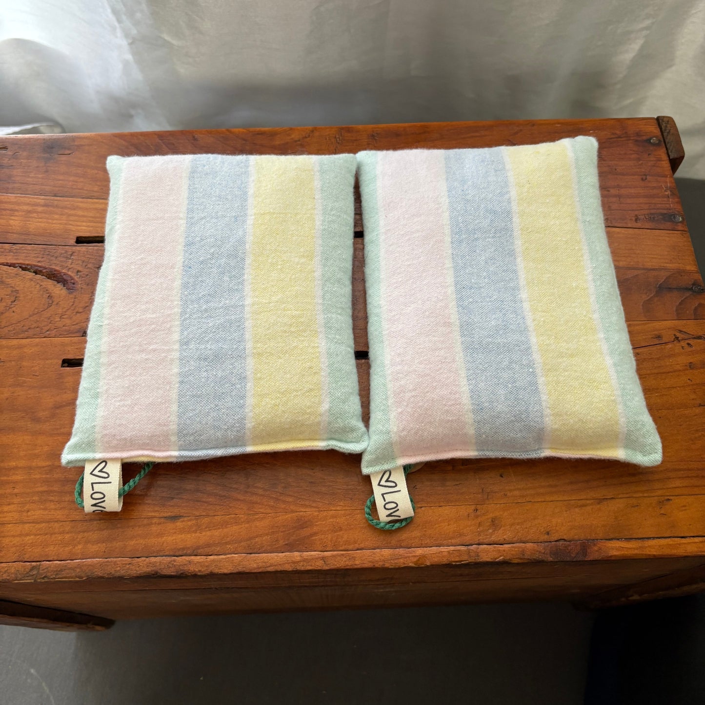 Pastel Knee Heat Pad Set