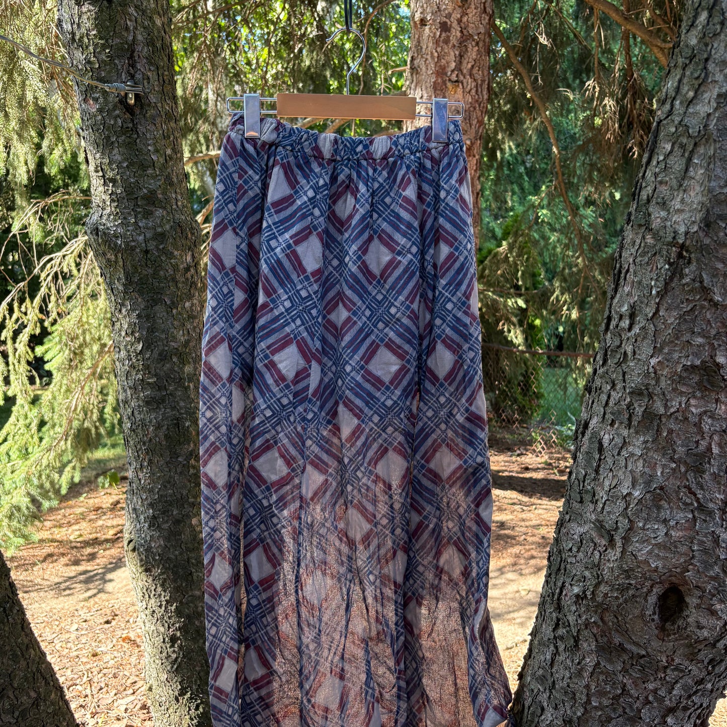 M/L Vintage Patterned Skirt